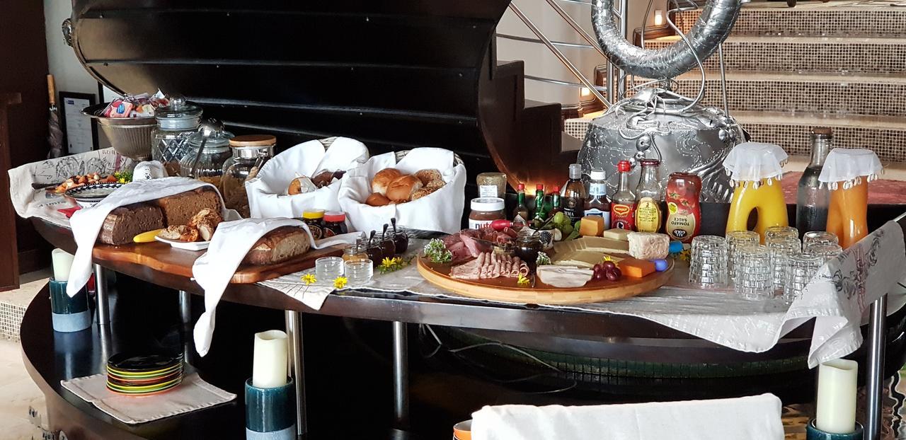 Alexander Guest House Knysna Bagian luar foto