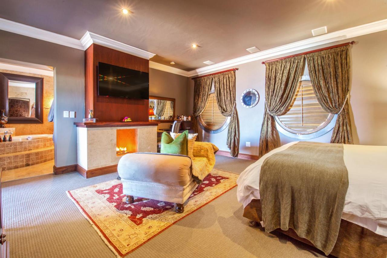 Alexander Guest House Knysna Bagian luar foto